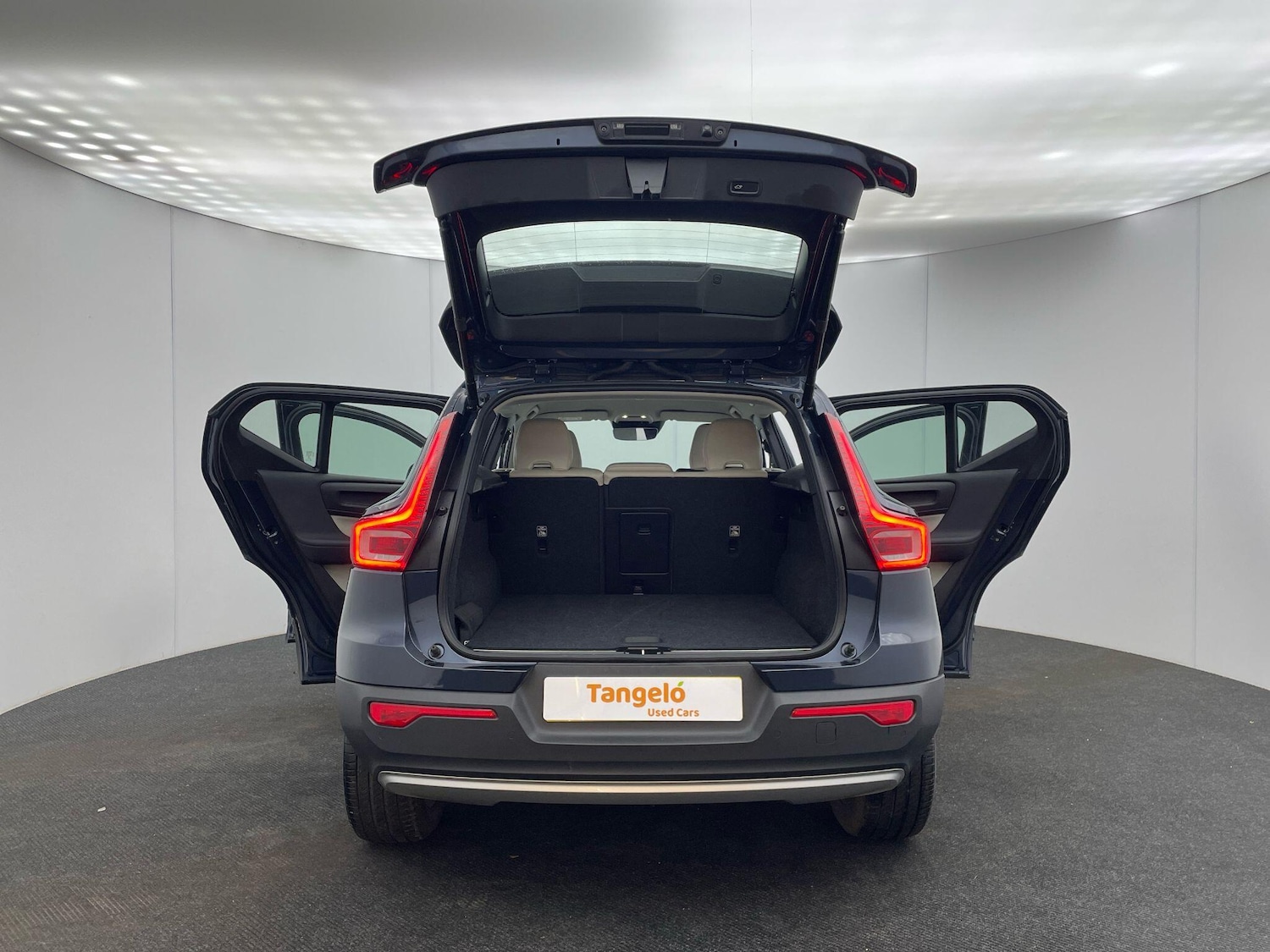 Used Volvo XC40 2021 for sale - 76499229: Photo 37