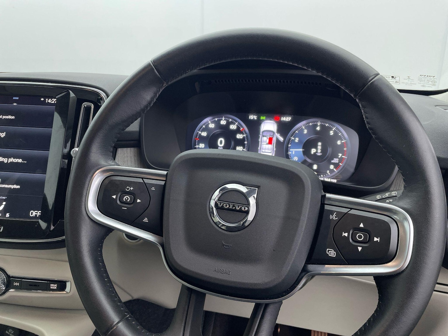 Used Volvo XC40 2021 for sale - 76499229: Photo 38