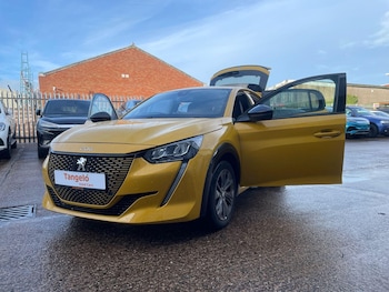 Used Peugeot E-208 2022 for sale - 77377175: Photo