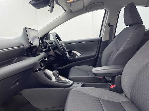 Used Toyota Yaris 2022 for sale - 75657886: Photo 17