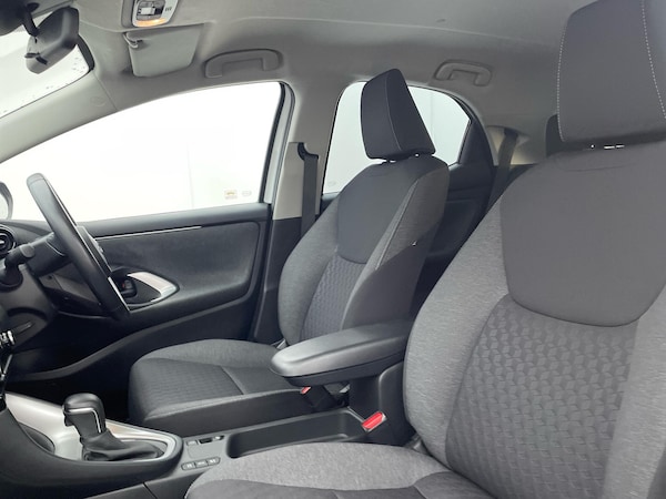 Used Toyota Yaris 2022 for sale - 75657886: Photo 18