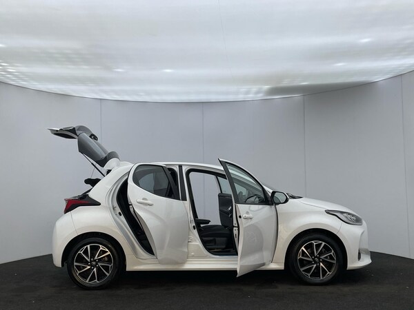 Used Toyota Yaris 2022 for sale - 75657886: Photo 40