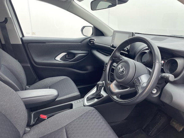Used Toyota Yaris 2022 for sale - 75657886: Photo 5