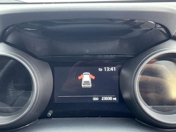 Used Toyota Yaris 2022 for sale - 75657886: Photo 6
