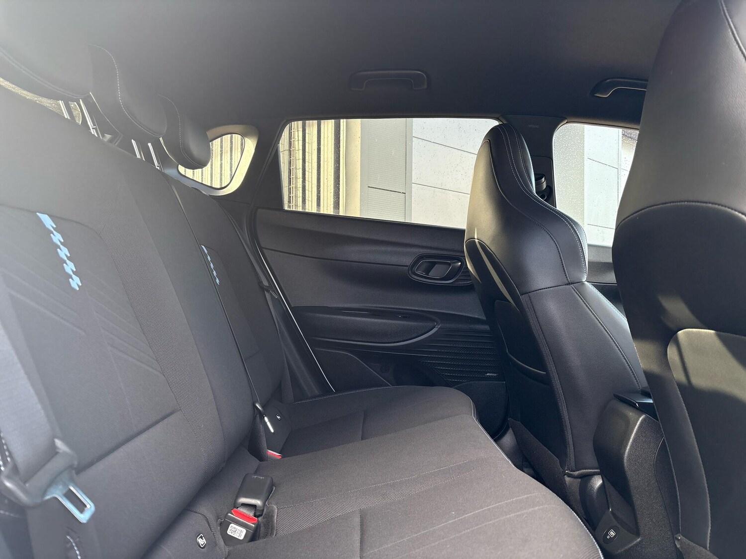 Used Hyundai i20 2023 for sale - 77468303: Photo 20