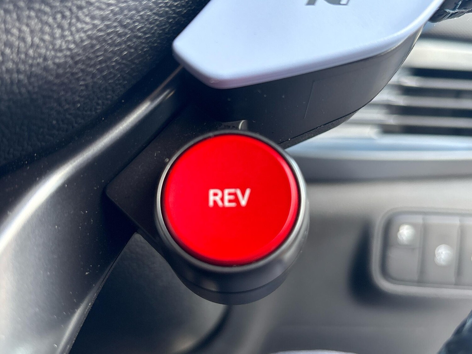 Used Hyundai i20 2023 for sale - 77468303: Photo 30