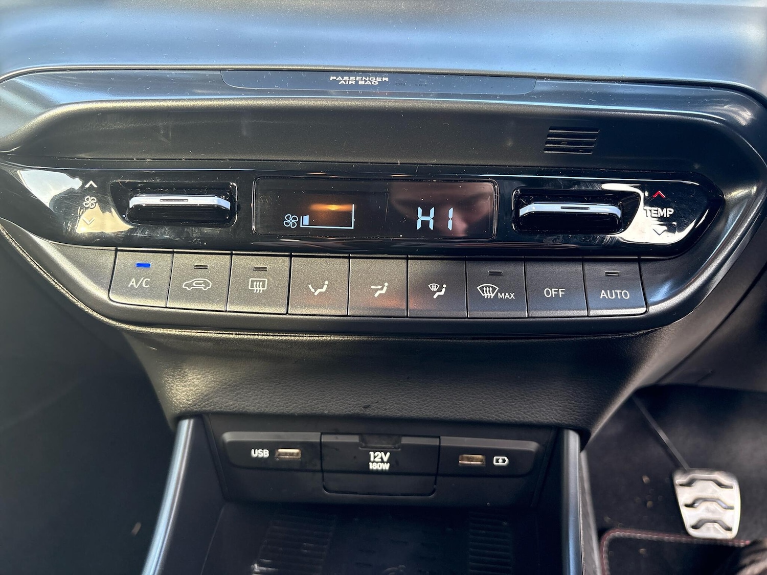 Used Hyundai i20 2023 for sale - 77468303: Photo 31