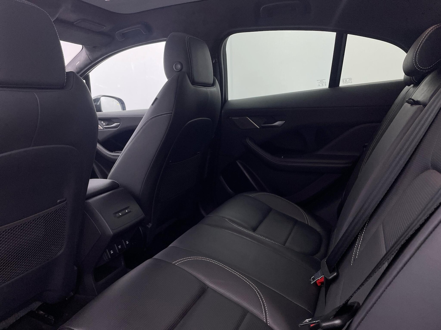 Used Jaguar I-Pace 2023 for sale - 76727413: Photo 10