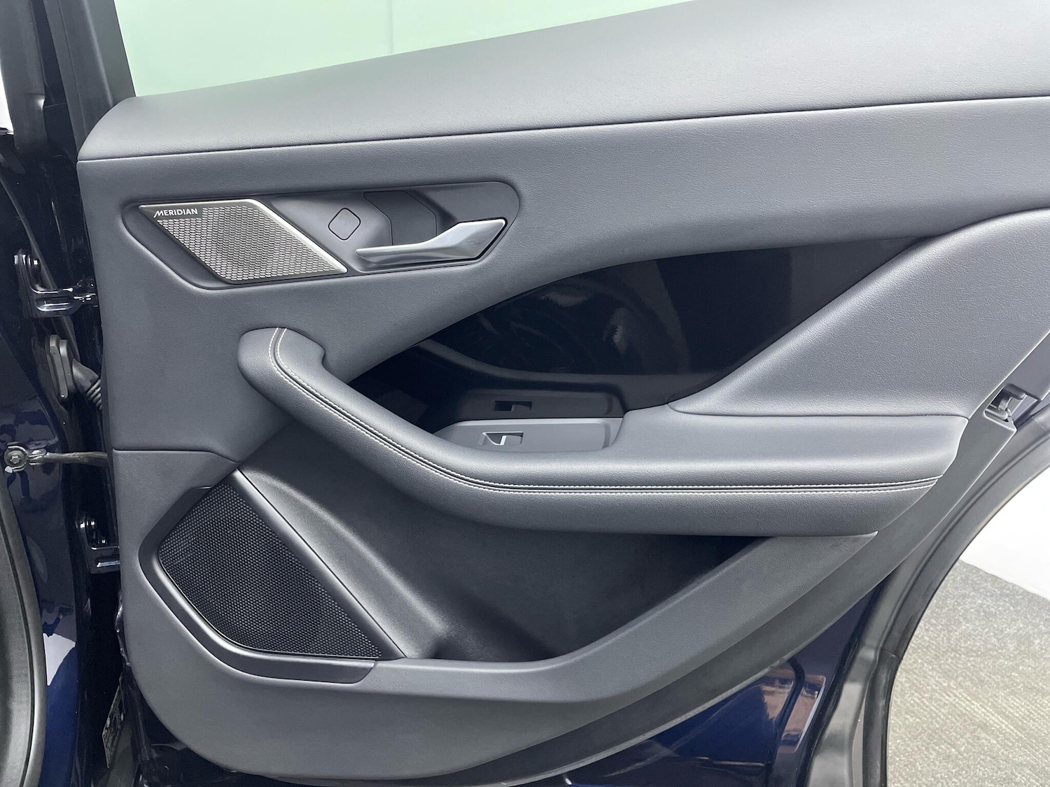 Used Jaguar I-Pace 2023 for sale - 76727413: Photo 13