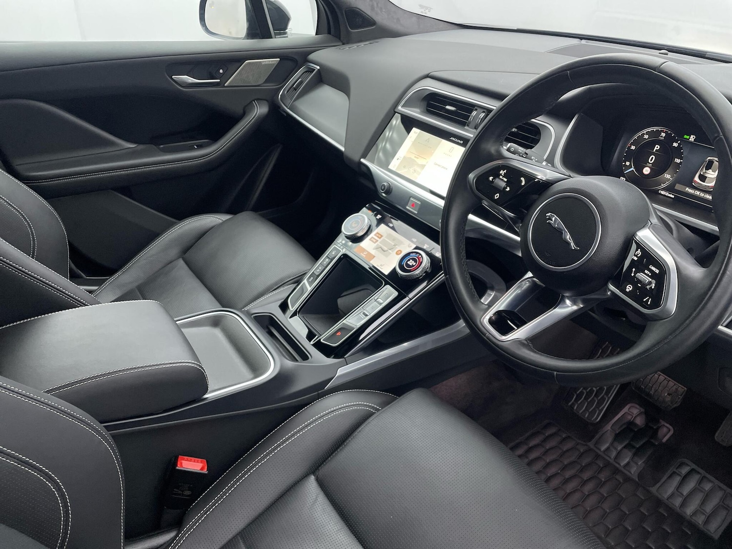 Used Jaguar I-Pace 2023 for sale - 76727413: Photo 5