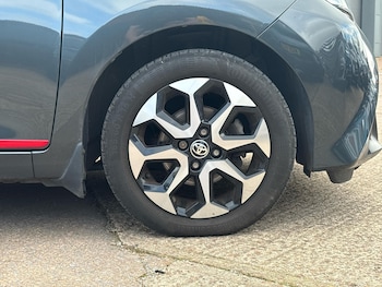 Used Toyota AYGO 2021 for sale - 77909432: Photo