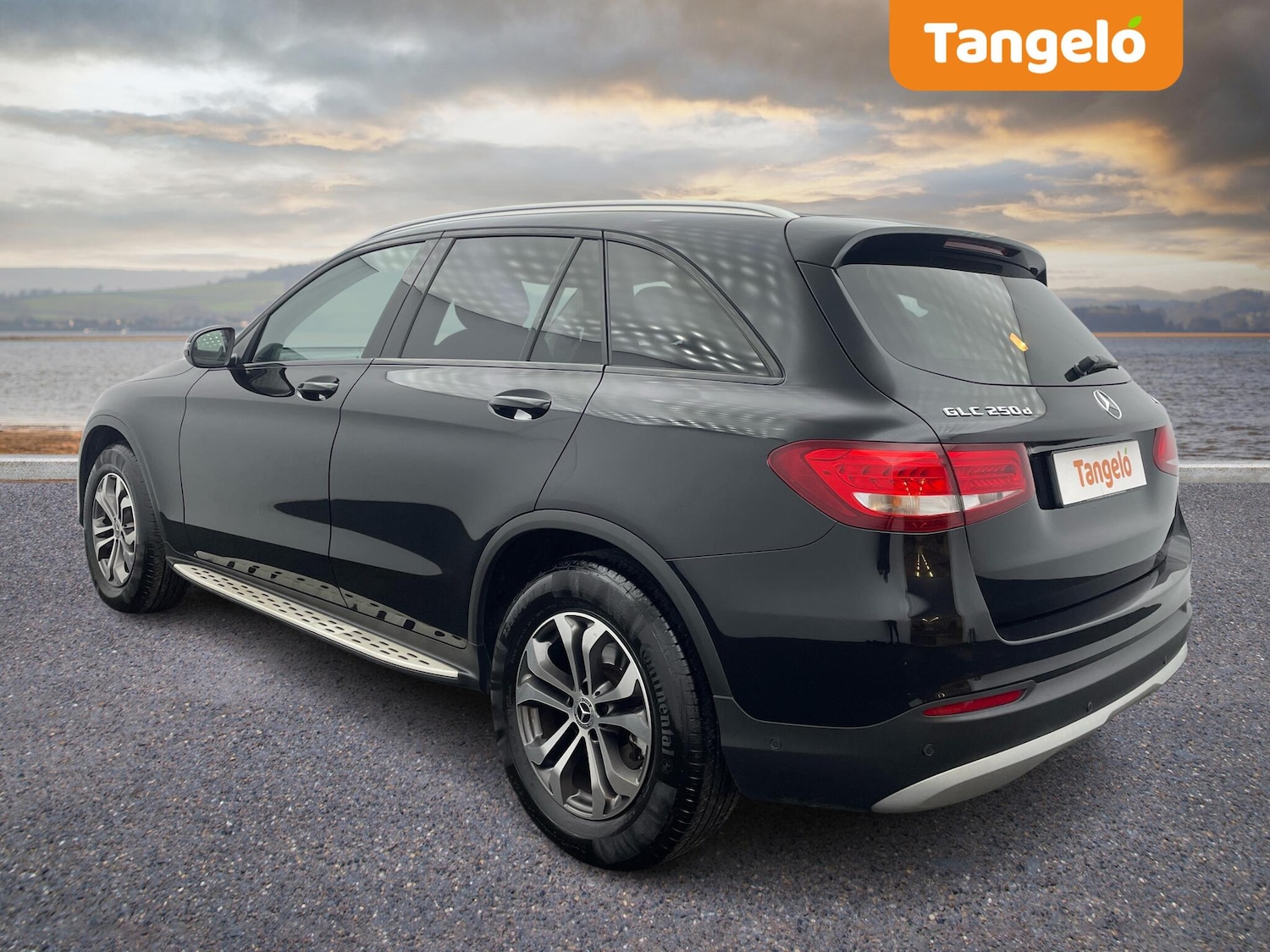 Used Mercedes-Benz GLC 2017 for sale - 76688880: Photo 2