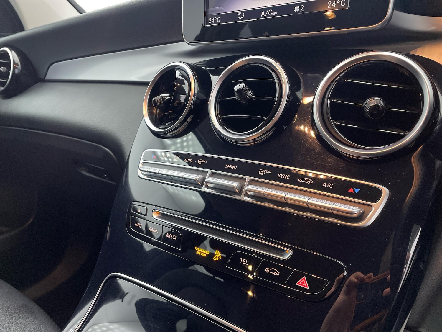 Used Mercedes-Benz GLC 2017 for sale - 76688880: Photo 25