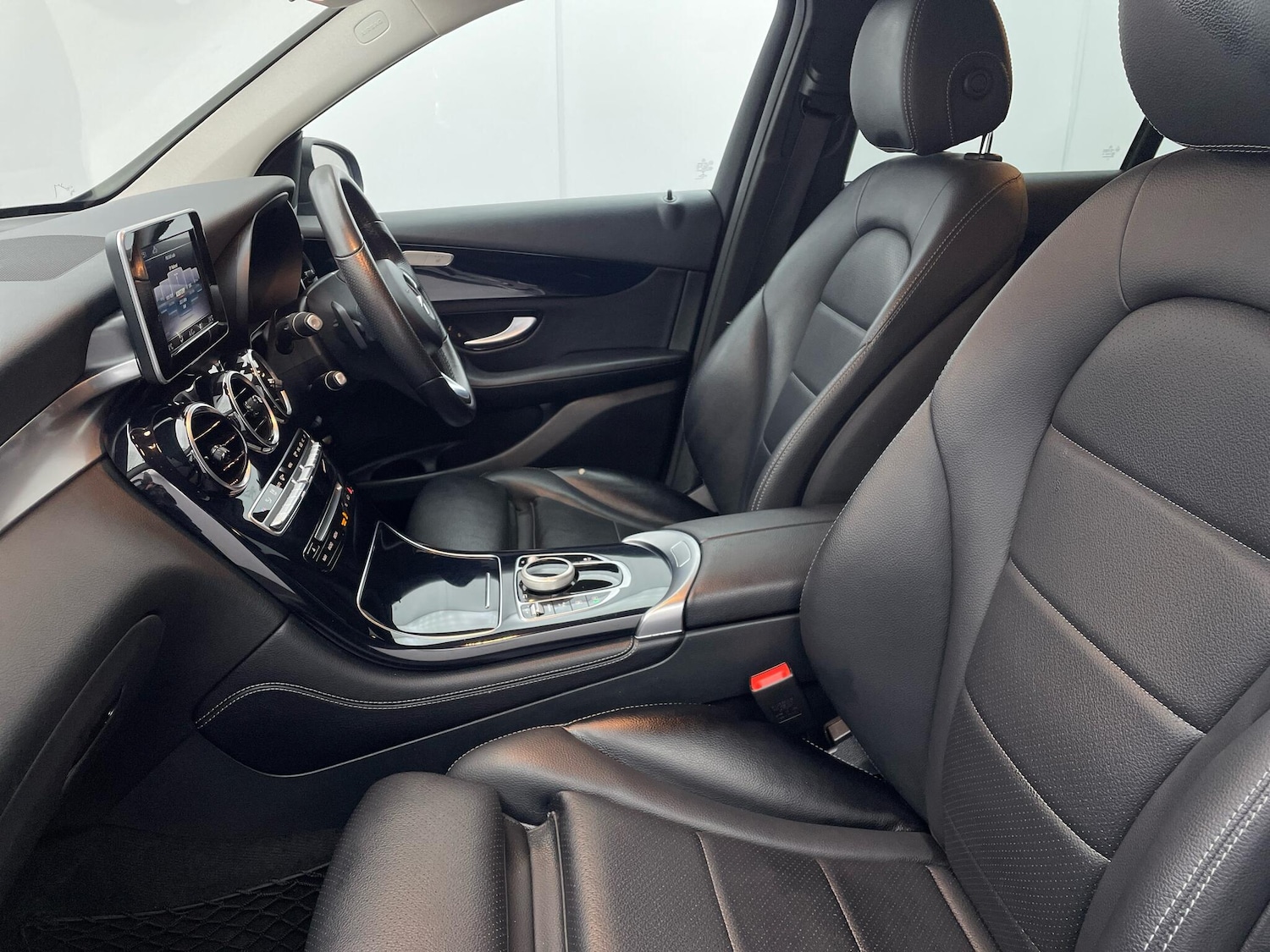 Used Mercedes-Benz GLC 2017 for sale - 76688880: Photo 33