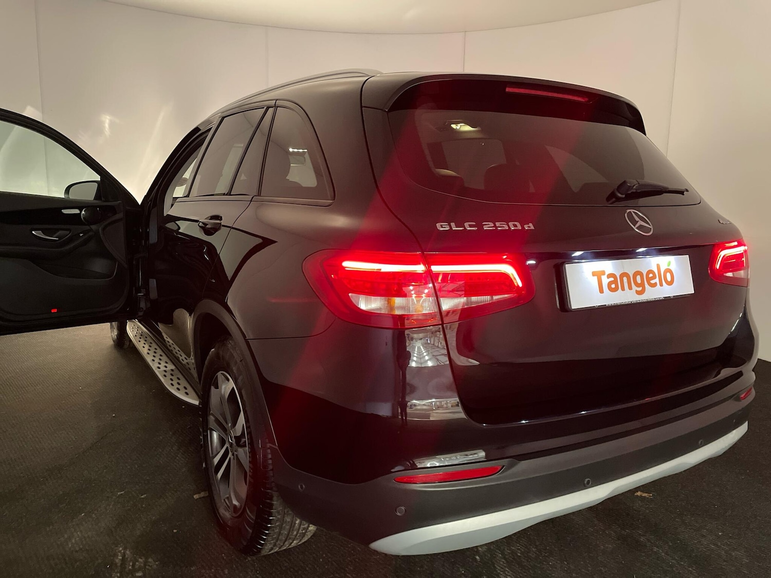 Used Mercedes-Benz GLC 2017 for sale - 76688880: Photo 35