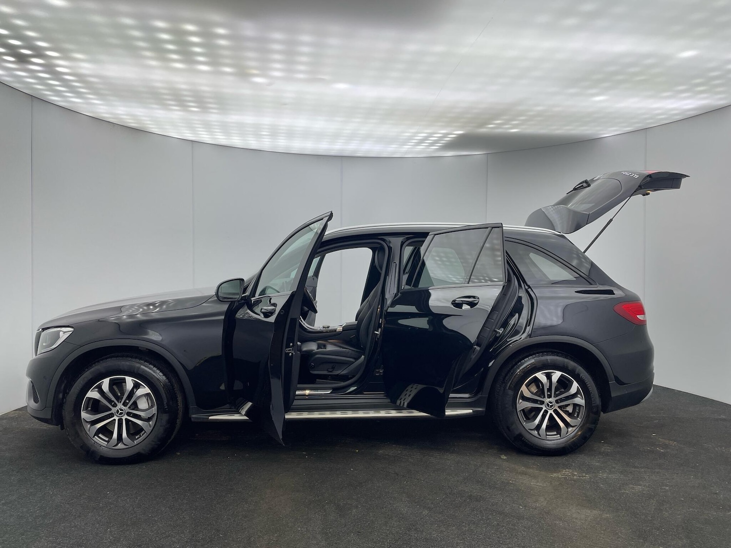 Used Mercedes-Benz GLC 2017 for sale - 76688880: Photo 38