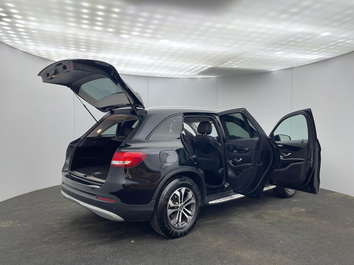 Used Mercedes-Benz GLC 2017 for sale - 76688880: Photo 43