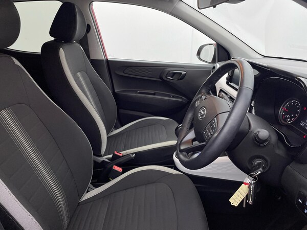 Used Hyundai i10 2022 for sale - 76167541: Photo 31