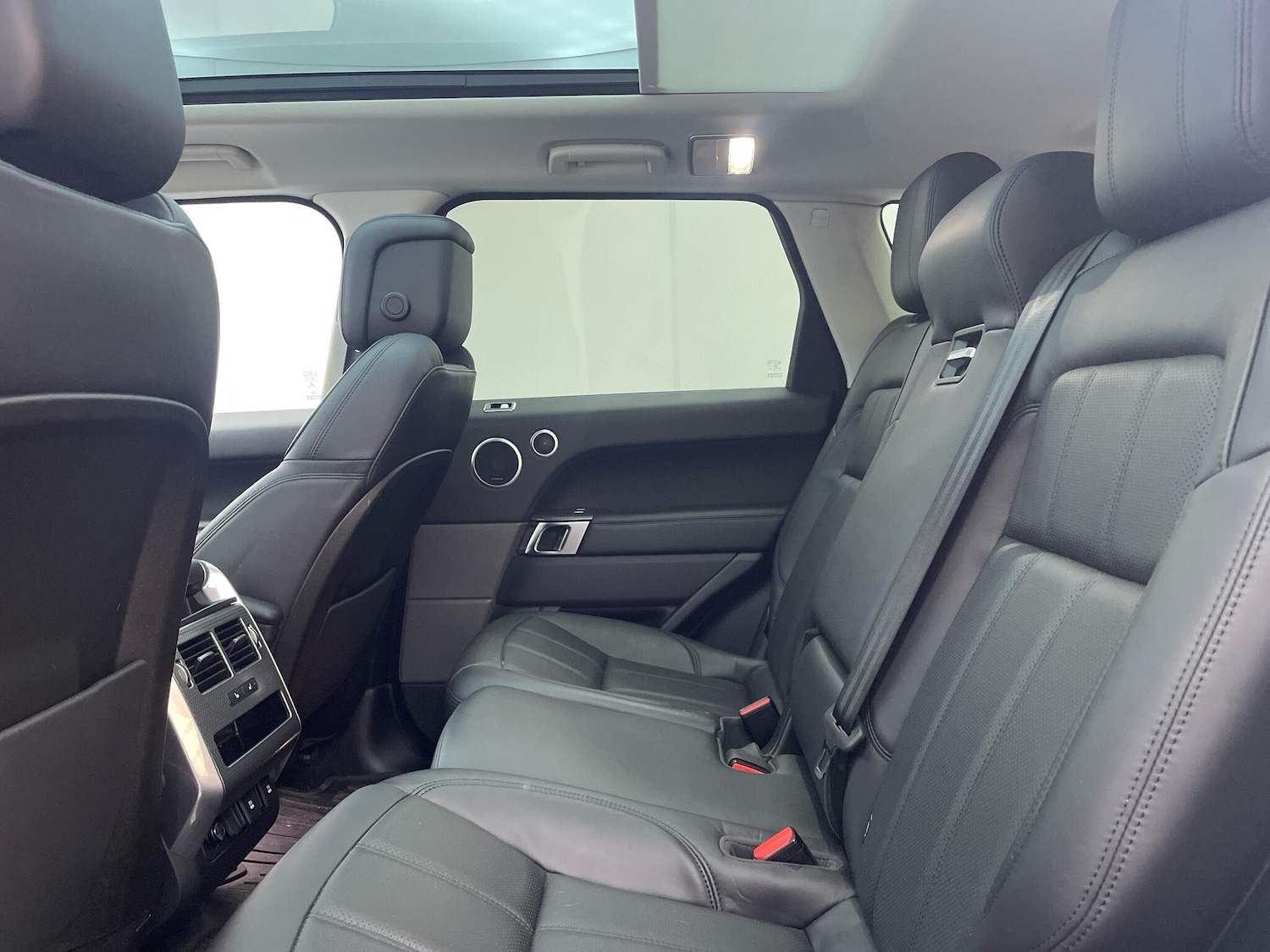 Used Land Rover Range Rover Sport 2018 for sale - 77612875: Photo 14