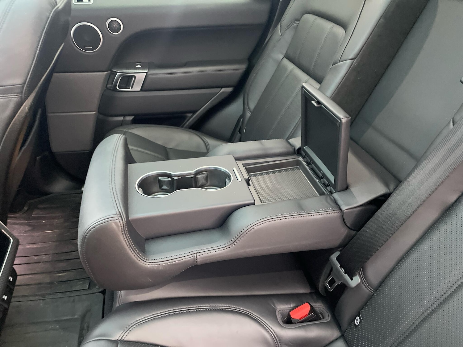 Used Land Rover Range Rover Sport 2018 for sale - 77612875: Photo 16