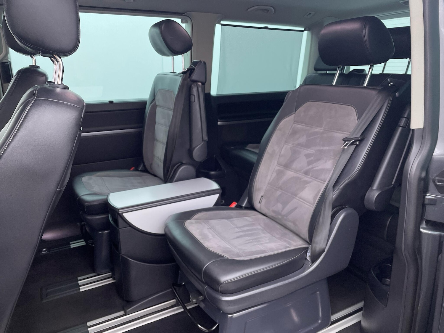 Used Volkswagen Caravelle 2020 for sale - 76457351: Photo 13