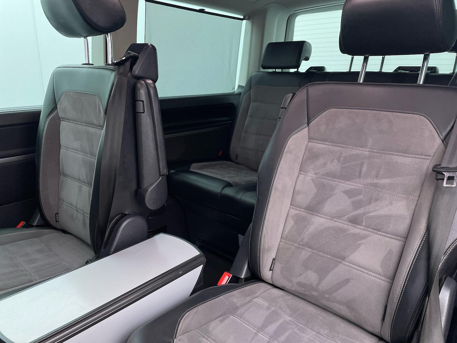 Used Volkswagen Caravelle 2020 for sale - 76457351: Photo 14