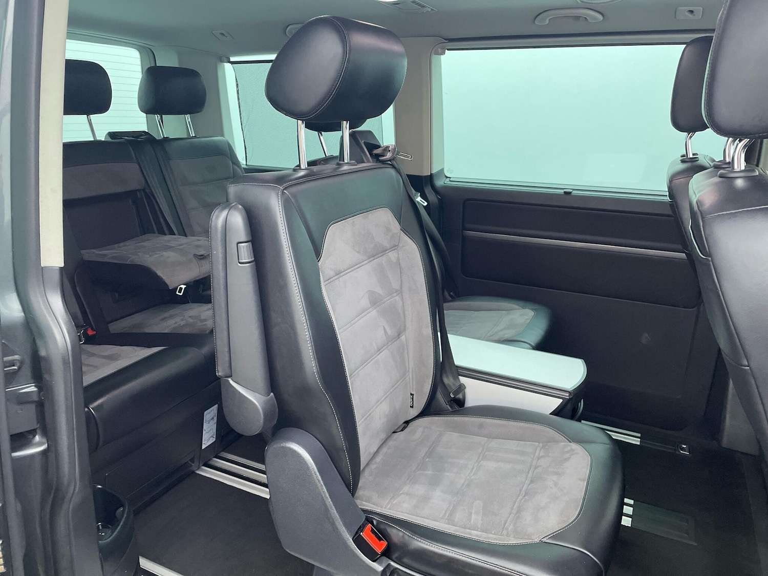 Used Volkswagen Caravelle 2020 for sale - 76457351: Photo 21