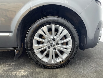 Used Volkswagen Caravelle 2020 for sale - 76457351: Photo