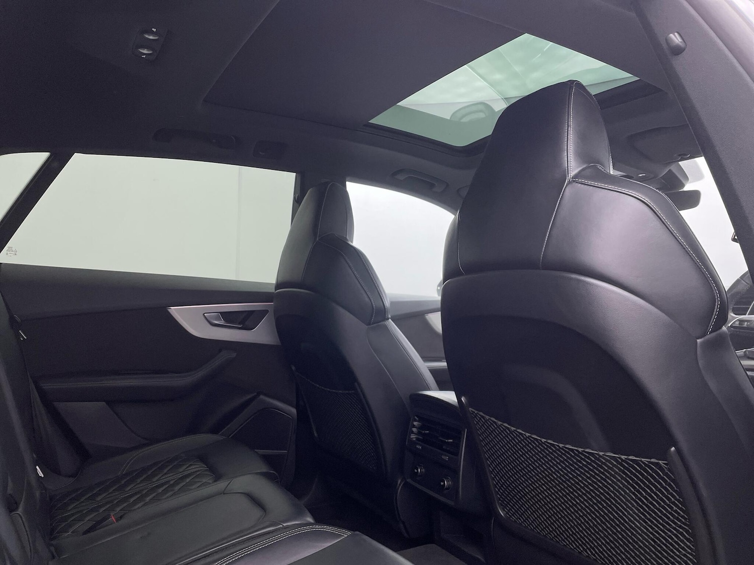 Used Audi SQ8 2020 for sale - 76765863: Photo 17