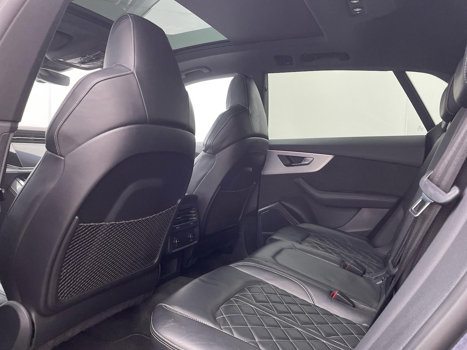 Used Audi SQ8 2020 for sale - 76765863: Photo 19