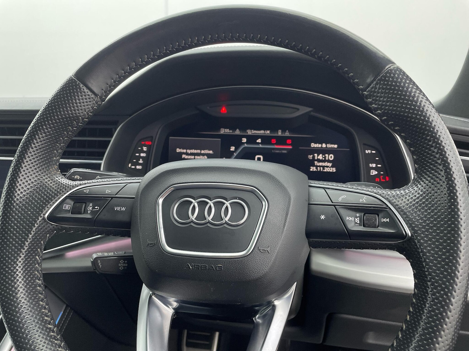 Used Audi SQ8 2020 for sale - 76765863: Photo 22