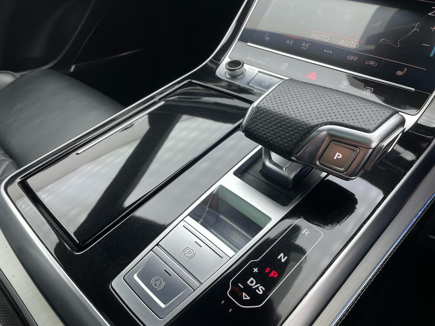 Used Audi SQ8 2020 for sale - 76765863: Photo 27