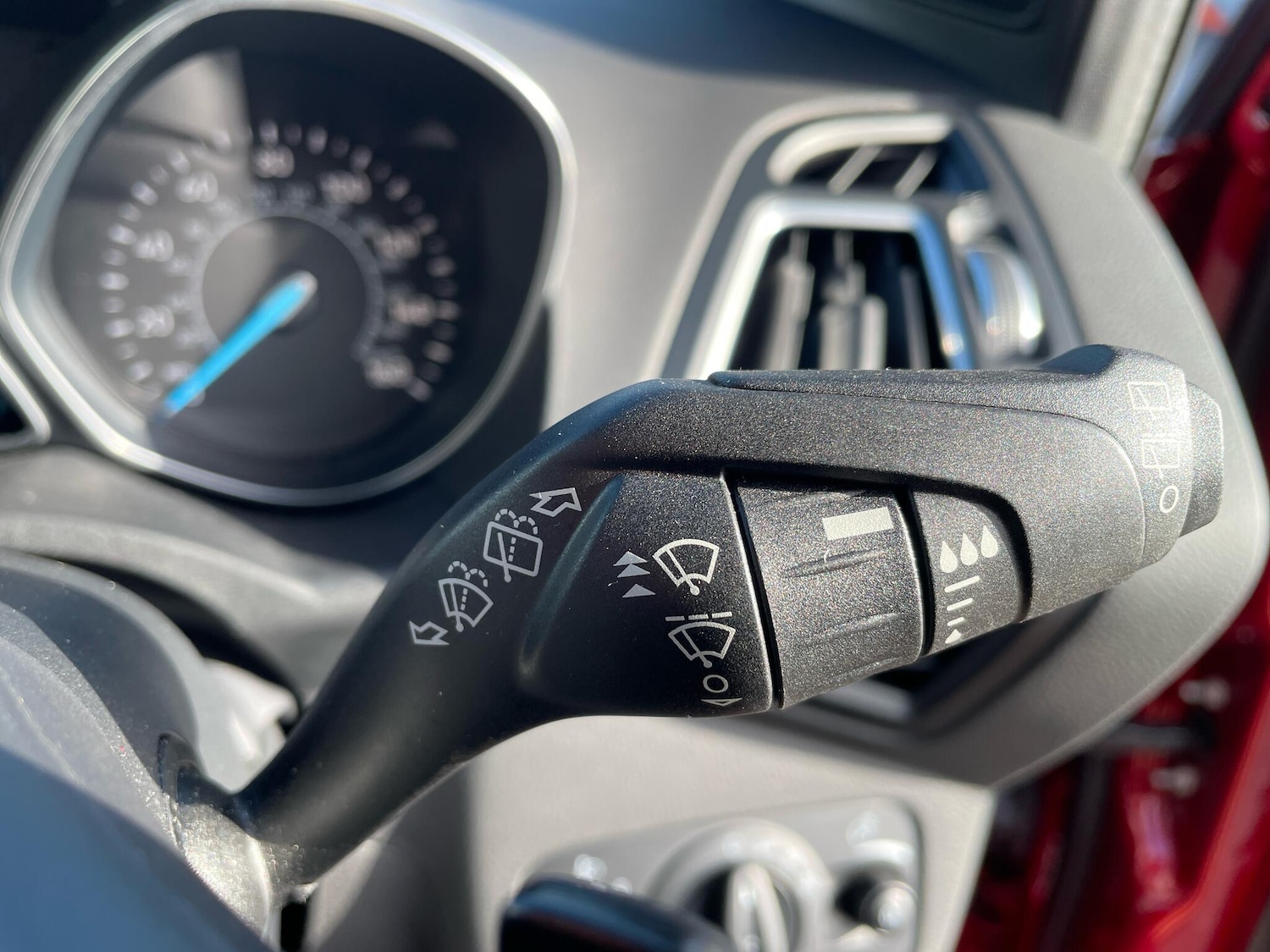 Used Ford Kuga 2018 for sale - 75645999: Photo 28