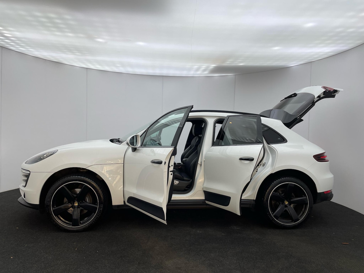 Used Porsche Macan 2018 for sale - 76612880: Photo 35