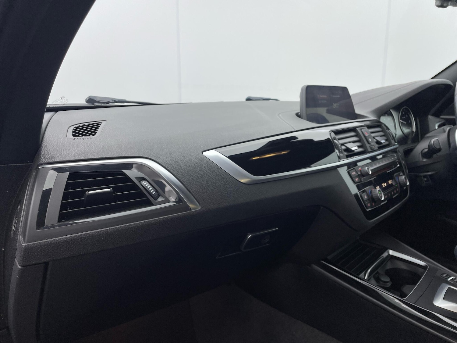 Used BMW 2 Series 2018 for sale - 76348959: Photo 23