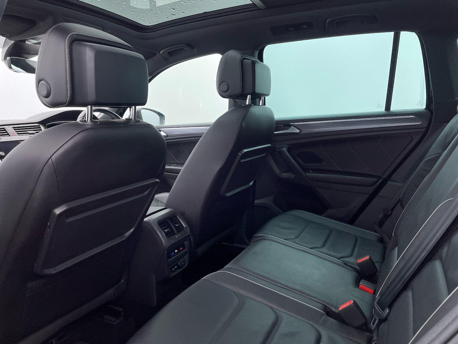 Used Volkswagen Tiguan 2019 for sale - 77230220: Photo 20