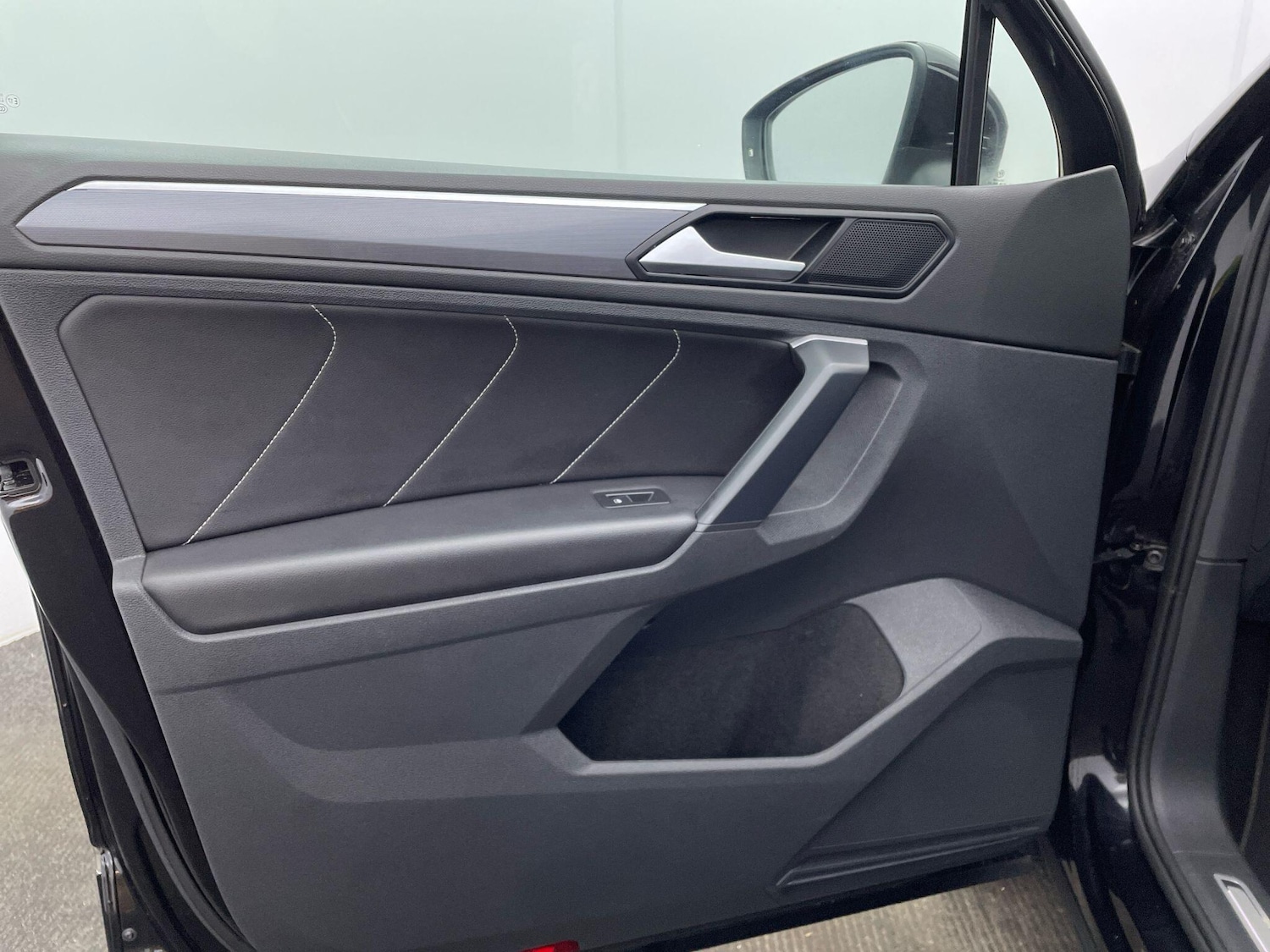 Used Volkswagen Tiguan 2019 for sale - 77230220: Photo 26