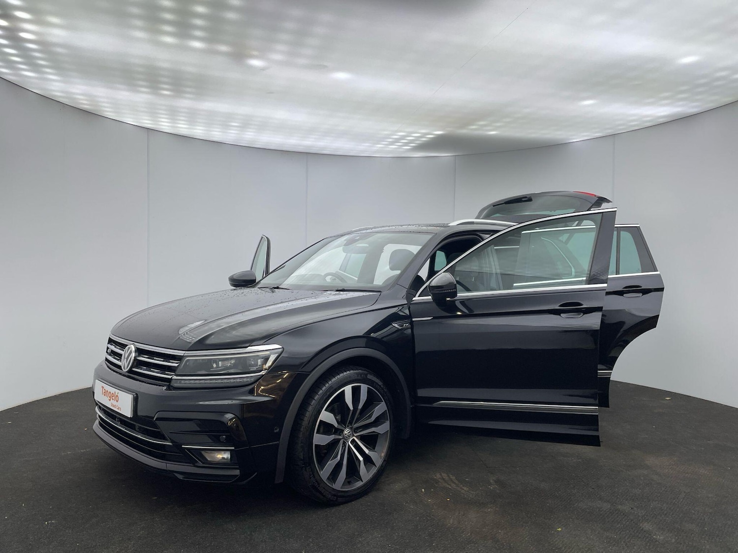 Used Volkswagen Tiguan 2019 for sale - 77230220: Photo 3
