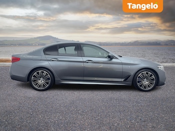 Used BMW 5 Series 2017 for sale - 76371759: Photo