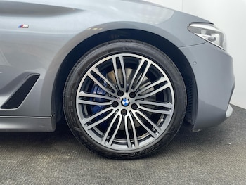 Used BMW 5 Series 2017 for sale - 76371759: Photo