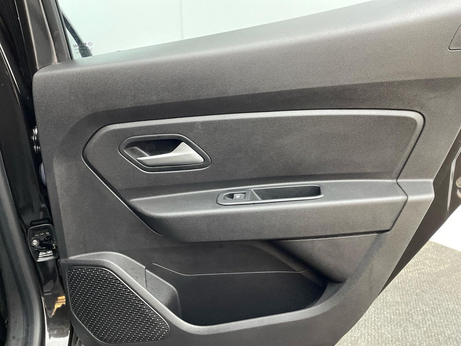 Used Dacia Duster 2023 for sale - 76645998: Photo 13