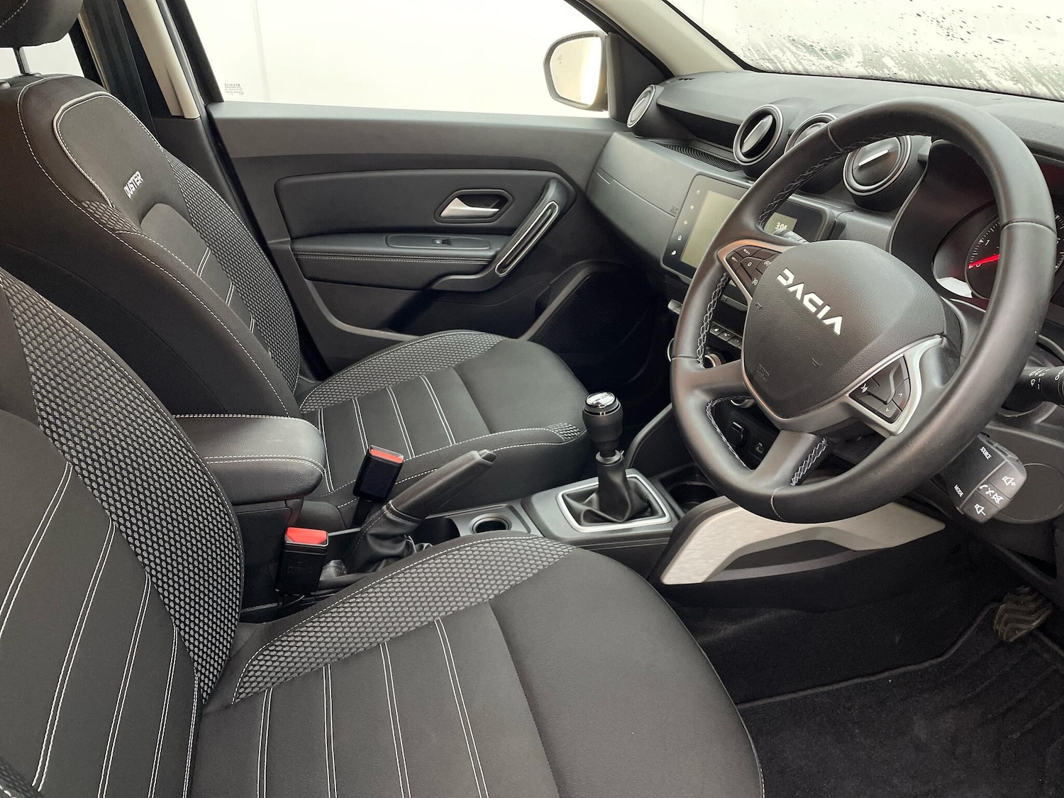 Used Dacia Duster 2023 for sale - 76645998: Photo 19