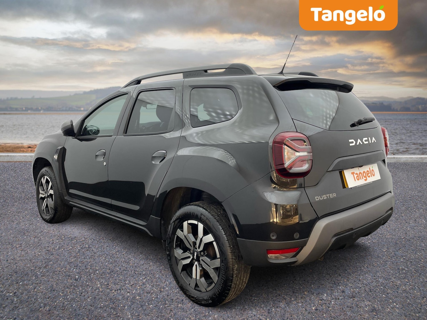 Used Dacia Duster 2023 for sale - 76645998: Photo 2