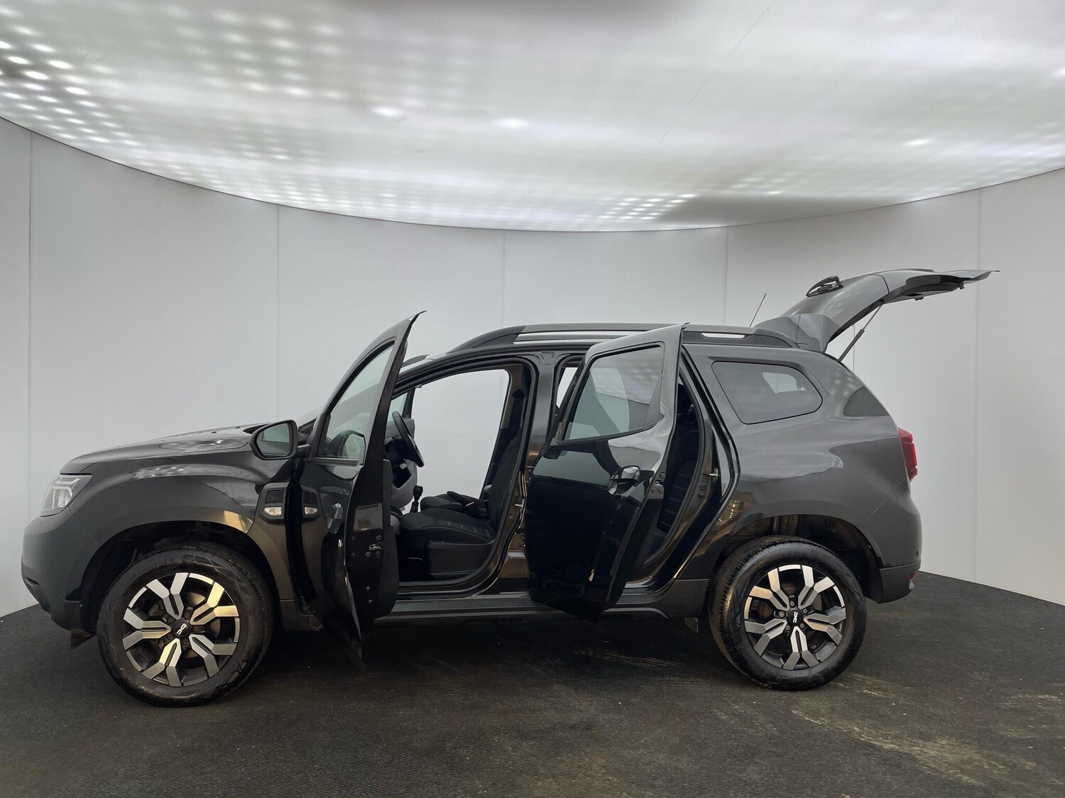 Used Dacia Duster 2023 for sale - 76645998: Photo 30