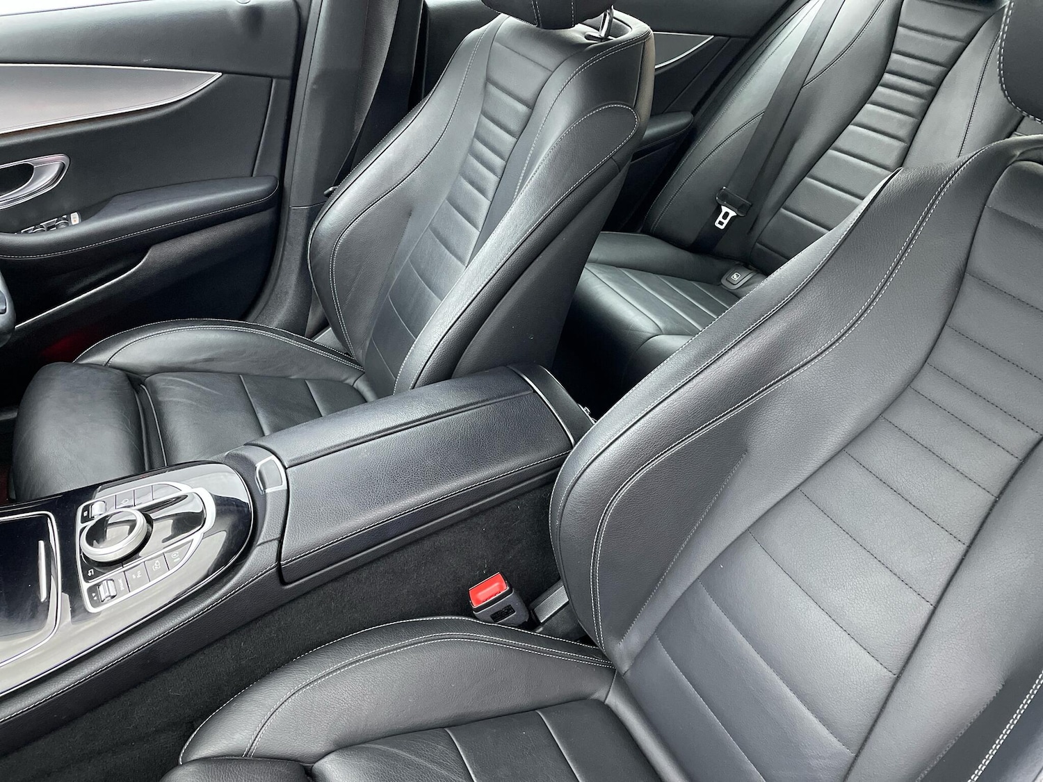 Used Mercedes-Benz E Class 2018 for sale - 77108937: Photo 30