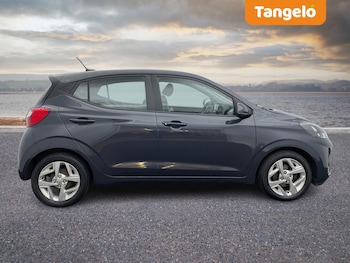 Used Hyundai i10 2021 for sale - 76227336: Photo