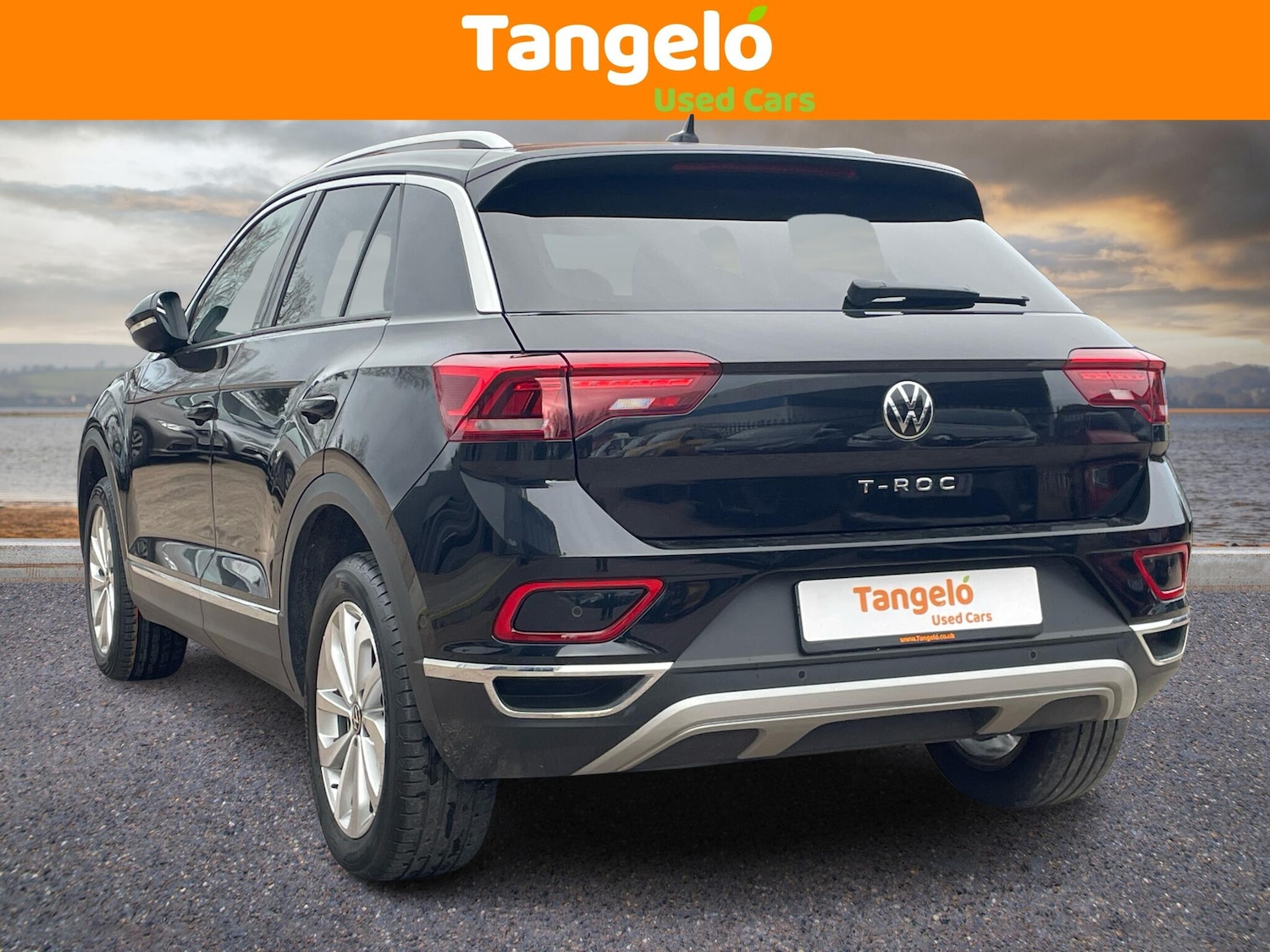 Used Volkswagen T-Roc 2023 for sale - 77468226: Photo 2