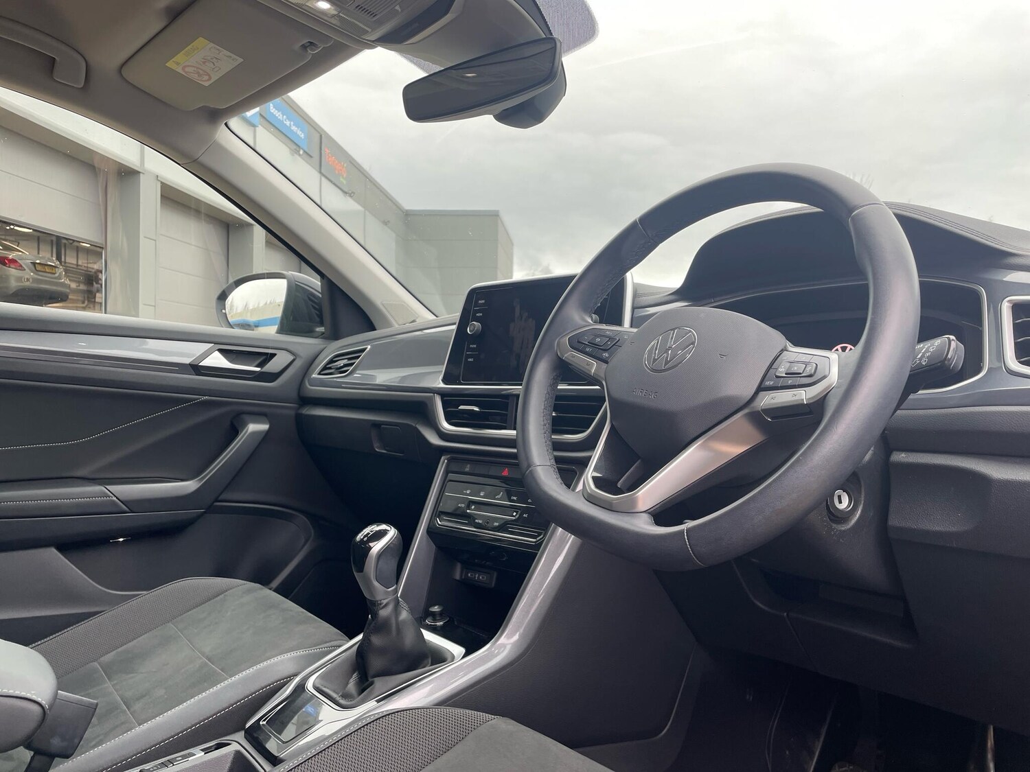 Used Volkswagen T-Roc 2023 for sale - 77468226: Photo 22