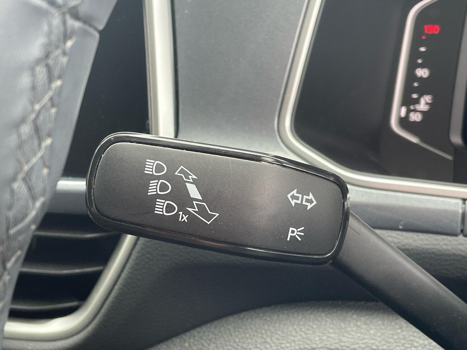 Used Volkswagen T-Roc 2023 for sale - 77468226: Photo 29