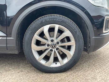 Used Volkswagen T-Roc 2023 for sale - 77468226: Photo